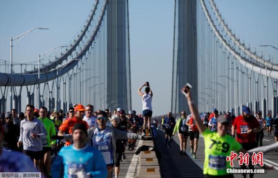 2020年纽约马拉松因疫情取消 近3万名跑者“云开跑”