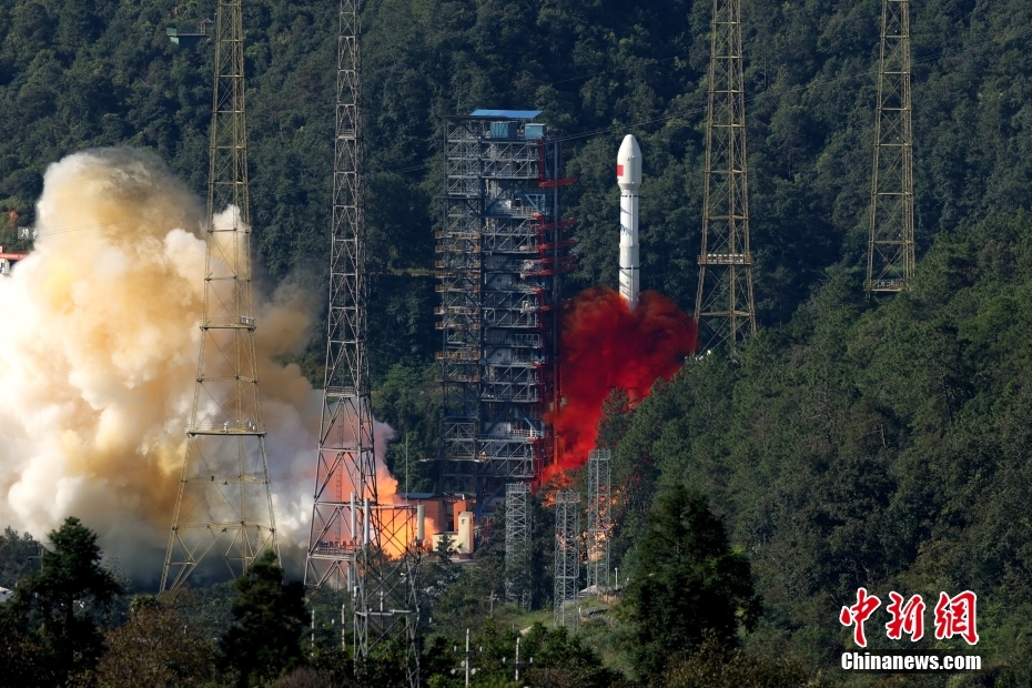 中国成功发射第五十九颗、六十颗北斗导航卫星