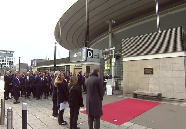 巴黎恐袭事件十周年 法国举行悼念活动